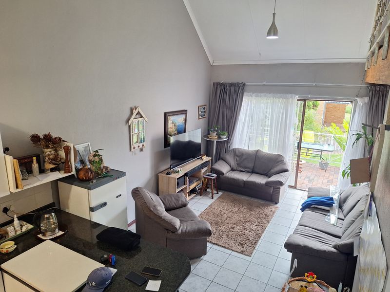 LOCK UP AND GO LIVING IN A SECURE COMPLEX - Photo 9