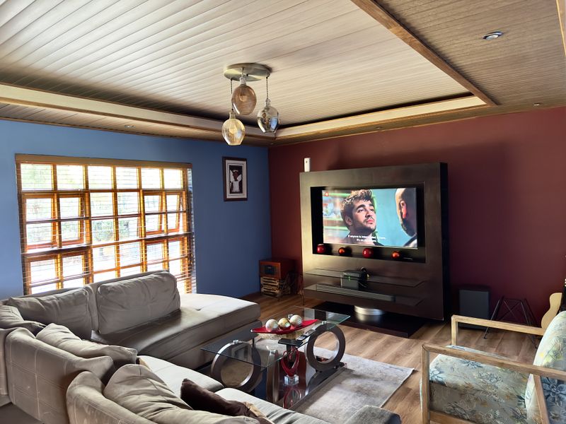 Modern 3-Bedroom Home with Solar Power and Flat Potential. - Photo 9