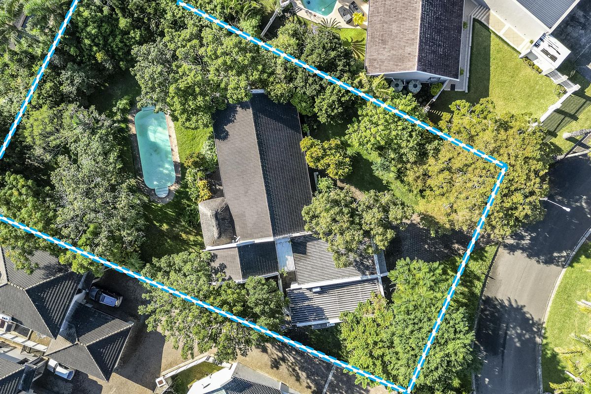 Urgent Sale | Modern Luxury Meets Glitz & Lifestyle - Photo 3