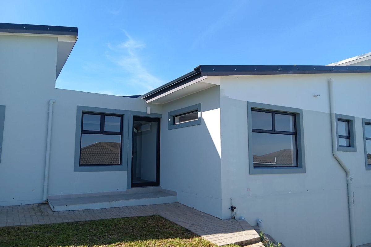 Oceanview Serenity: Stylish 3-Bedroom Home in Danabay for Rent - Photo 2