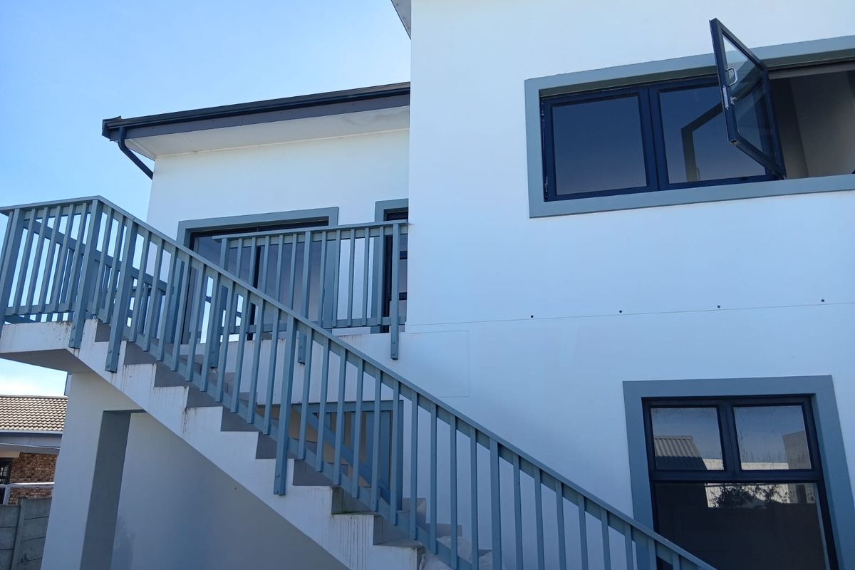 Oceanview Serenity: Stylish 3-Bedroom Home in Danabay for Rent - Photo 5