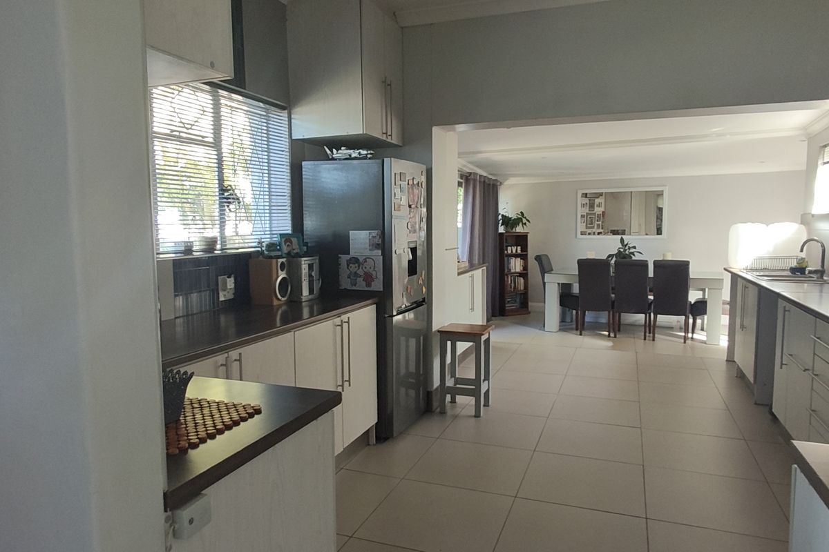 Charming 3-bedroom Freehold To Let in Kabega, Port Elizabeth – perfect for family living! Don't mis - Photo 5