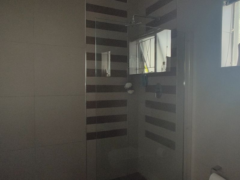 Charming 3-bedroom Freehold To Let in Kabega, Port Elizabeth – perfect for family living! Don't mis - Photo 8