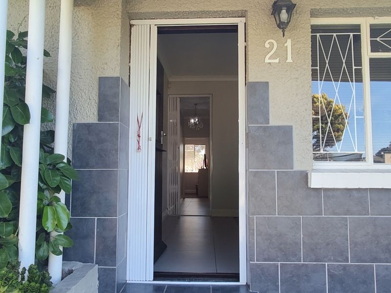 Charming 3-bedroom Freehold To Let in Kabega, Port Elizabeth – perfect for family living! Don't mis - Photo 2