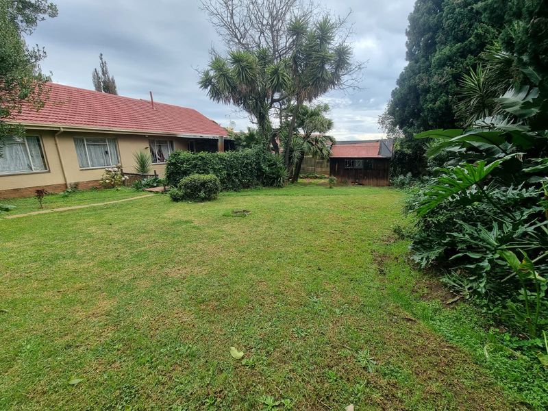 Spacious three bedroom Home with flatlet to let - Photo 3