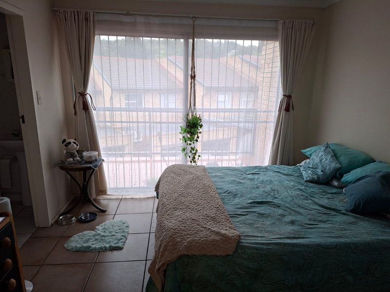 2 Bedroom 2 1/2 Bathroom Duplex in Roodekrans - Photo 10