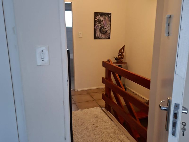 2 Bedroom 2 1/2 Bathroom Duplex in Roodekrans - Photo 9