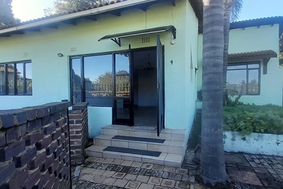 2 Bedroom house with study in  RandparkRidge - Photo 2