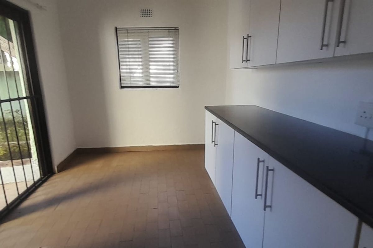 2 Bedroom house with study in  RandparkRidge - Photo 5