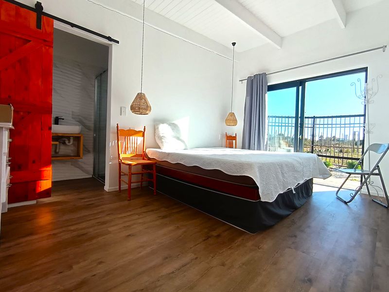 Modern Furnished Two-Bedroom Home to Rent in Tranquil Fisherhaven, Hermanus - Photo 10