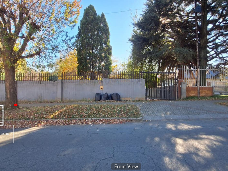 3 bedroom Fixer upper Wentworthpark Krugersdorp  make your offer - Photo 1