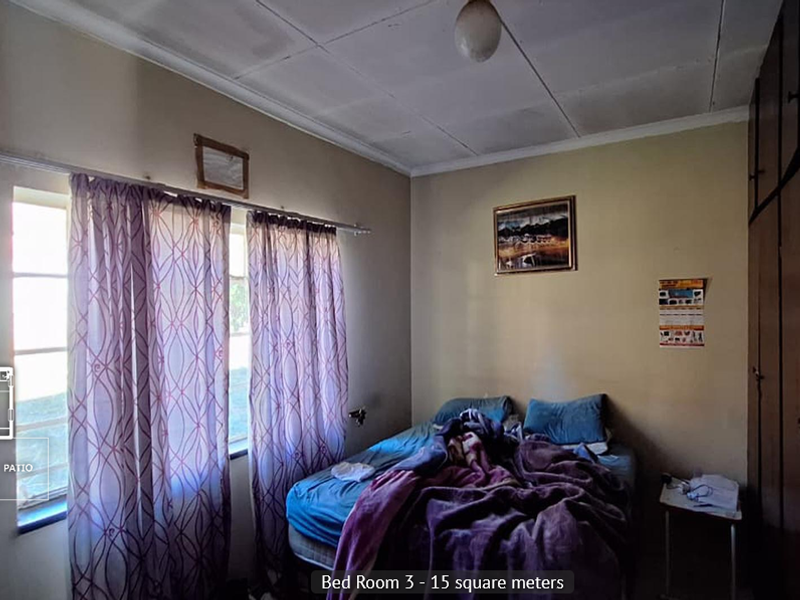 3 bedroom Fixer upper Wentworthpark Krugersdorp  make your offer - Photo 3