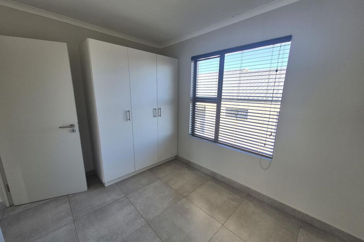 Modern and Secure Living in Sought-After Hesketh Country Estate - Photo 4