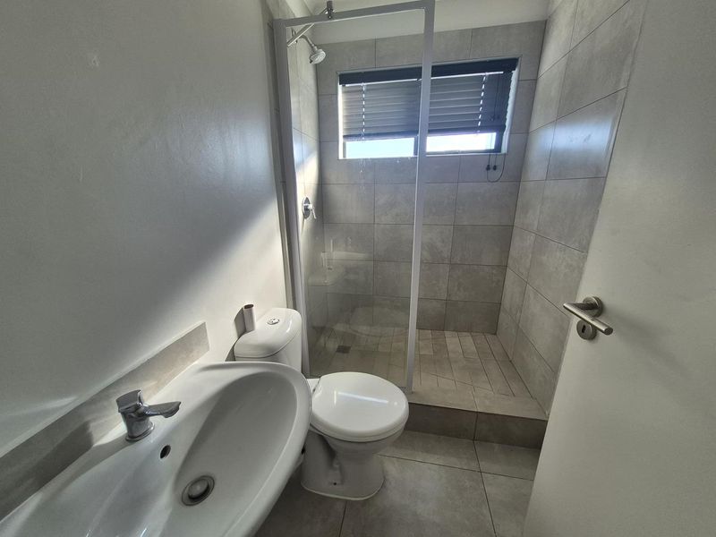 Modern and Secure Living in Sought-After Hesketh Country Estate - Photo 6