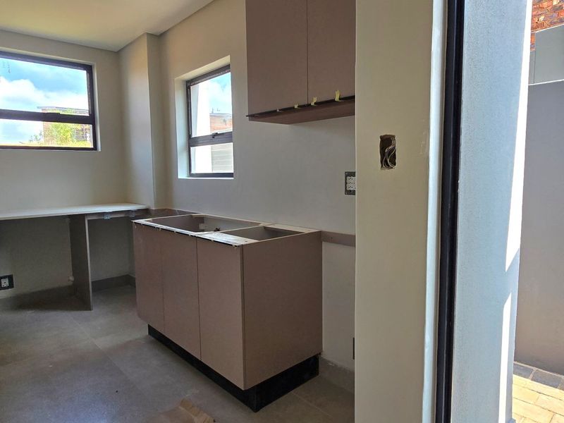 Occupation in October - Discover Your Dream Home in Fountainbrook Estate - Photo 9