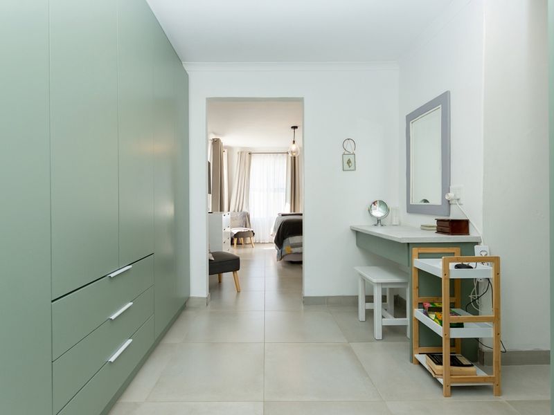 Stylish Beachside Home in Dwarskersbos - Photo 10