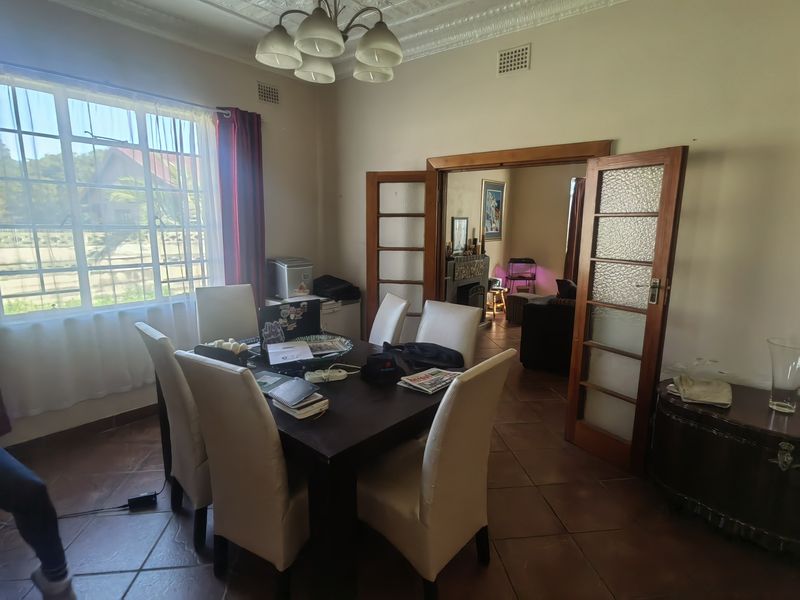 Charming 3-Bedroom Home for sale  in Nigel Central - Photo 5