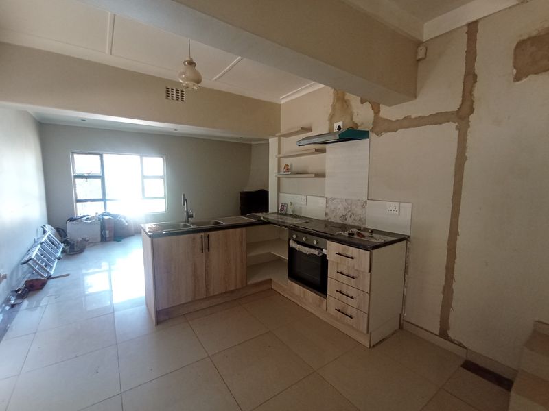 Neat 2-Bedroom House to Let in Quellerina - Photo 1