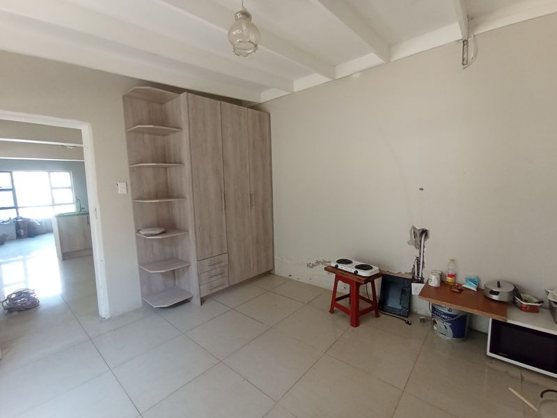 Neat 2-Bedroom House to Let in Quellerina - Photo 3