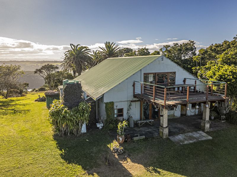 A rare lifestyle offering, or an exceptional investment opportunity. - Photo 8