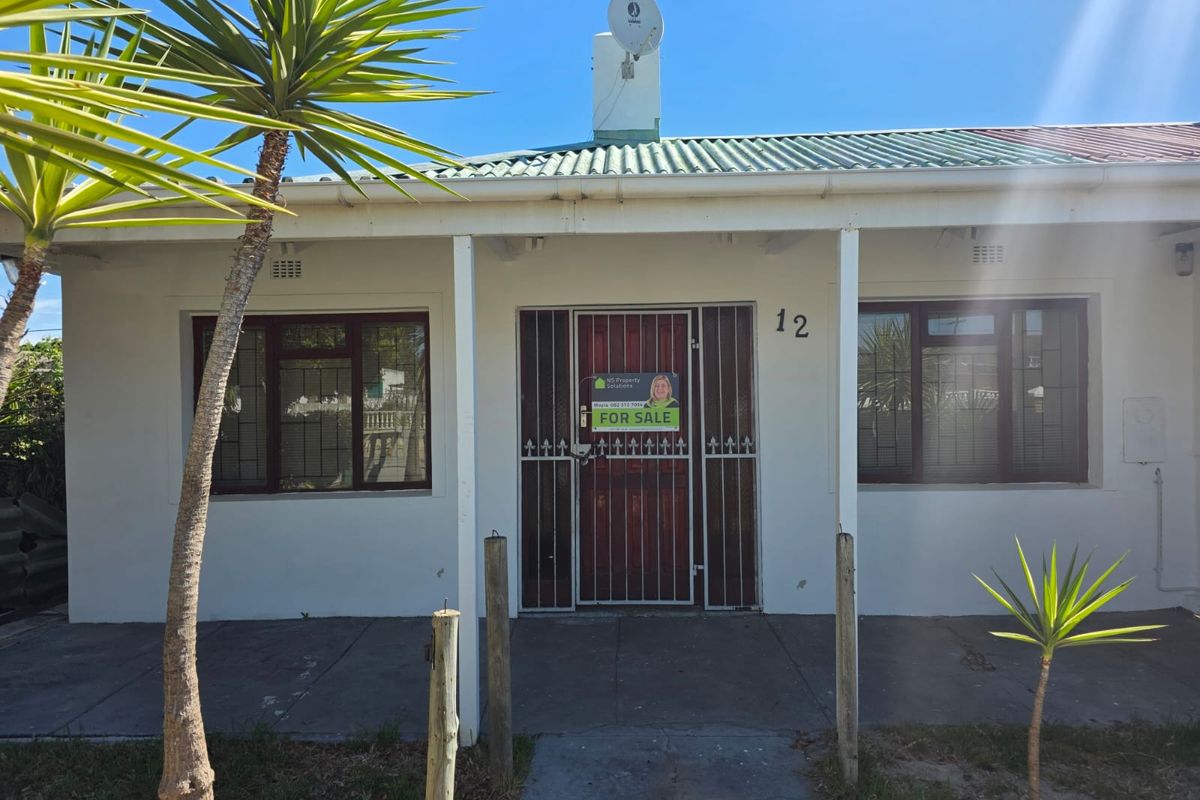 A practical first home in the heart of Cape Town - Photo 2