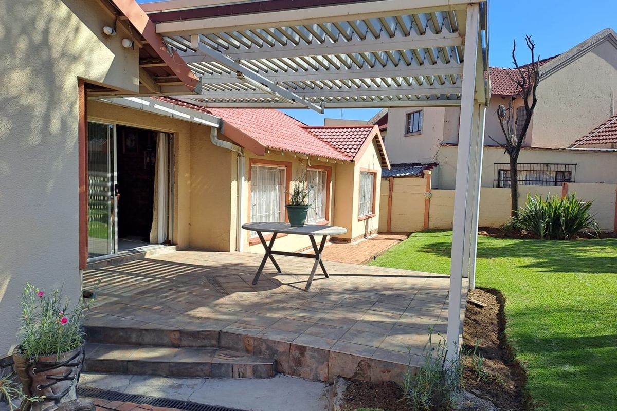 Perfect Balance of Comfort and Convience - Photo 3