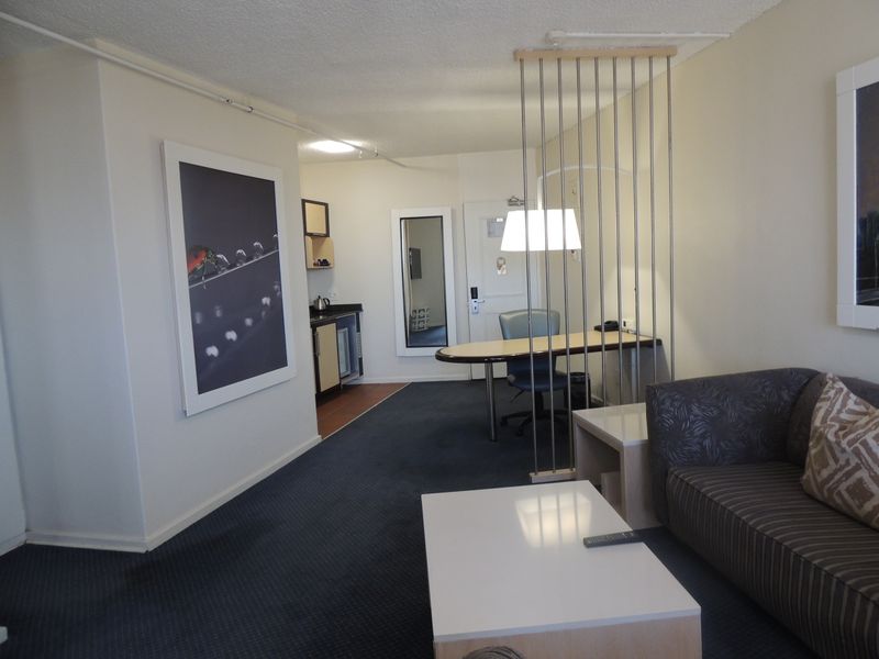 Centraly located 1 bedroom apartment for sale at The Parktonian - Photo 2