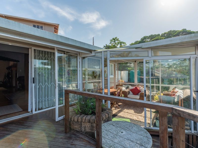 A Charming Family Home in the Heart of Sherwood! - Photo 2