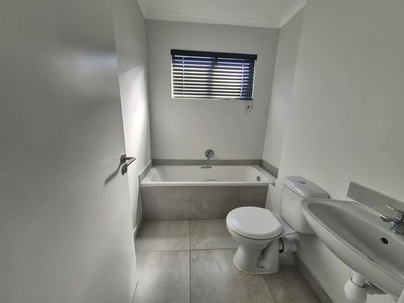 Modern and Secure Living in Sought-After Hesketh Country Estate - Photo 7