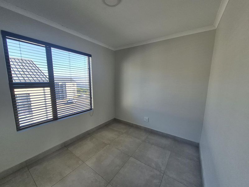 Modern and Secure Living in Sought-After Hesketh Country Estate - Photo 5