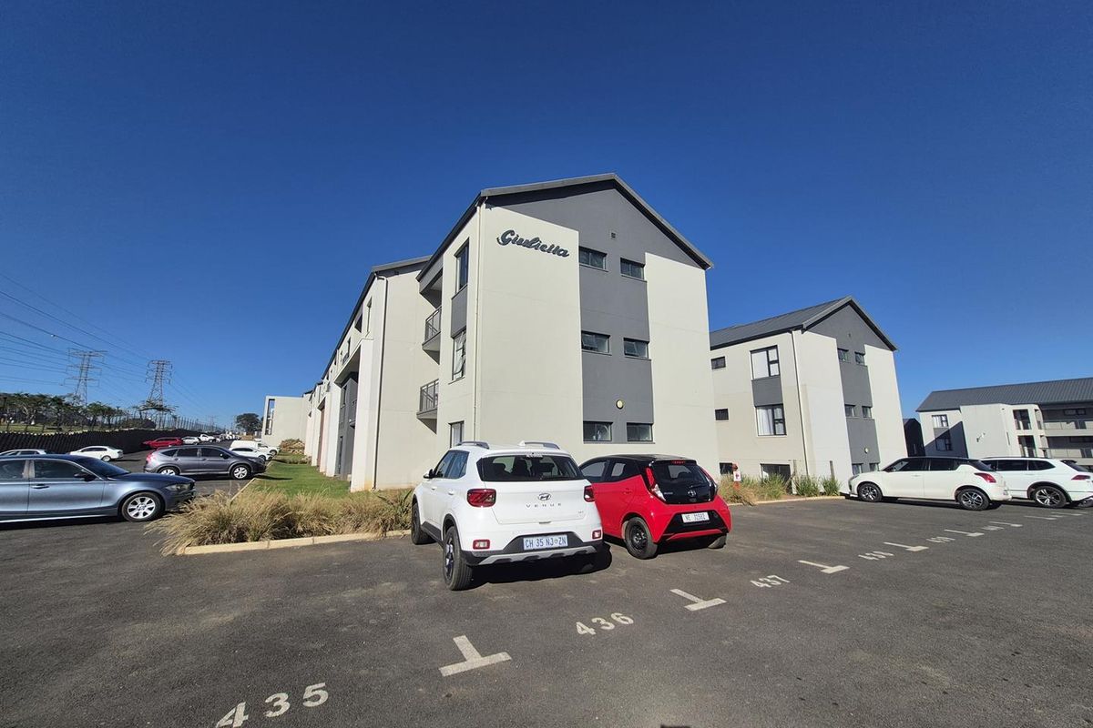 Modern and Secure Living in Sought-After Hesketh Country Estate - Photo 2