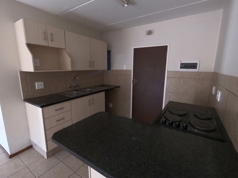 Conveniently Located Apartment with Great Rental Potential - Photo 3