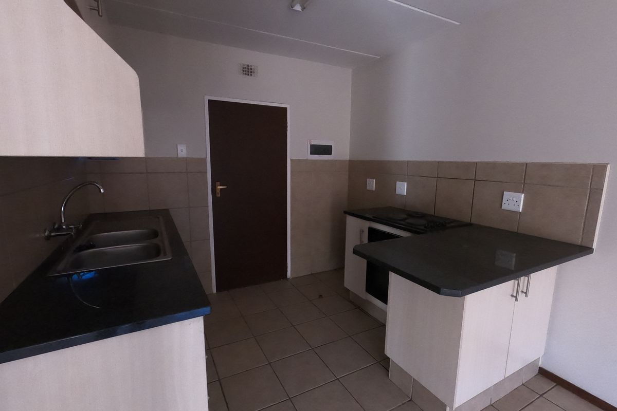 Conveniently Located Apartment with Great Rental Potential - Photo 4