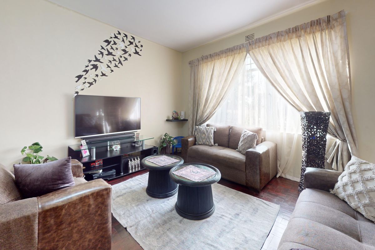 ground floor unit for sale - Photo 5