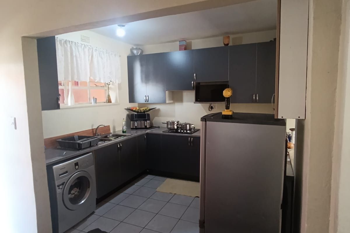 ground floor unit for sale - Photo 2