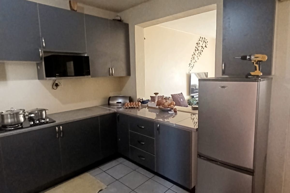 ground floor unit for sale - Photo 3