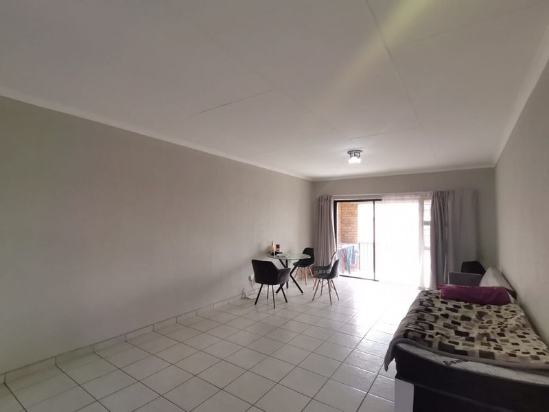 Effortless Living in Sought-After Blue Berry Lane Complex - Photo 4