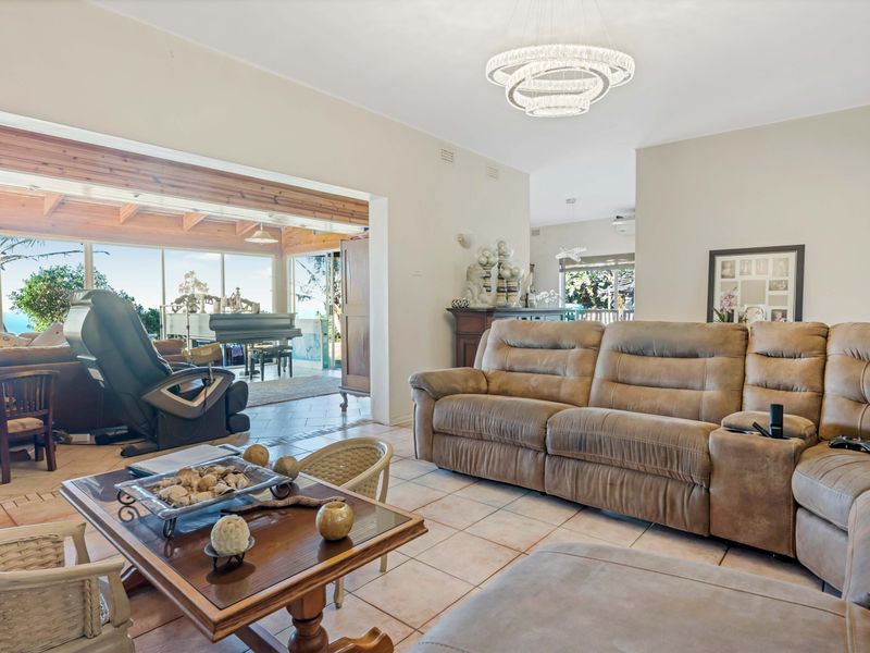 Exceptional Seaside Property with Breathtaking Ocean Views – Athlone Park - Photo 10