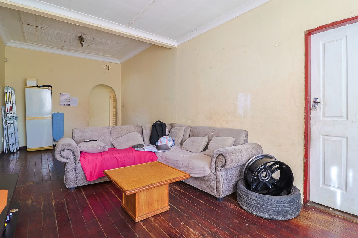 Income-Generating Property - Photo 3