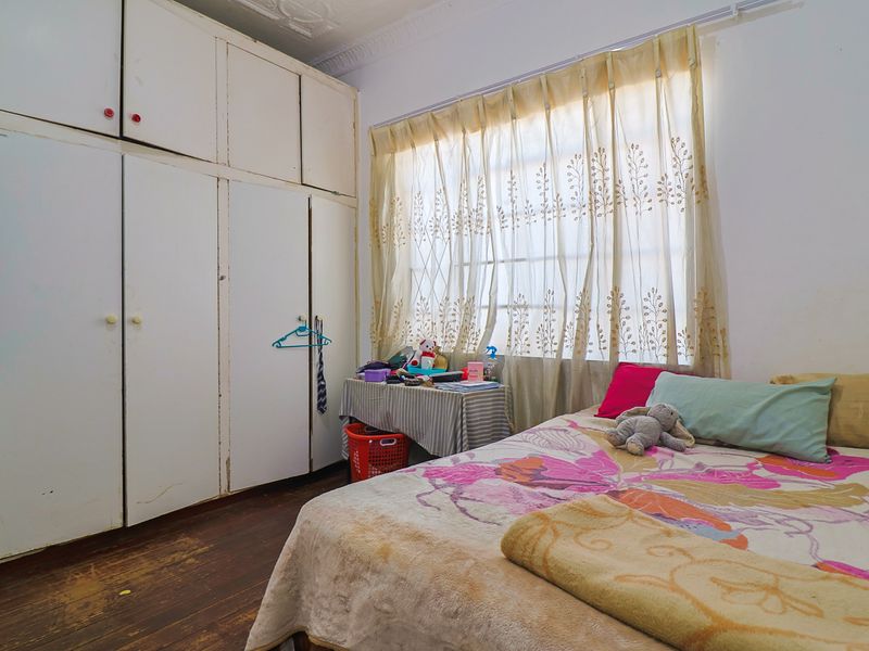 Income-Generating Property - Photo 8