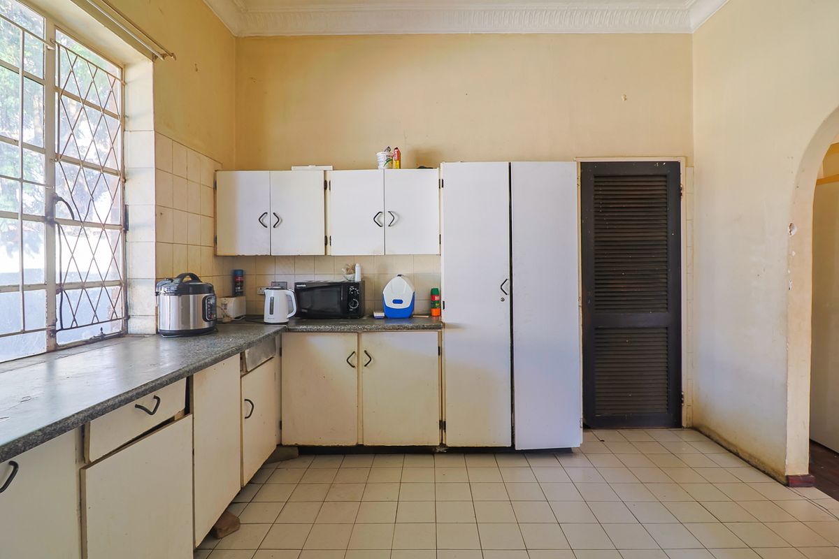 Income-Generating Property - Photo 5