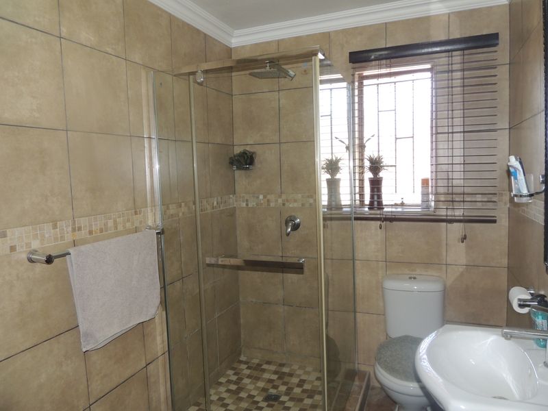 Effortless Living - Photo 9