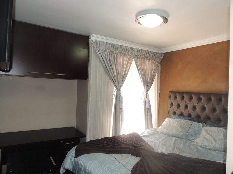 Effortless Living - Photo 8