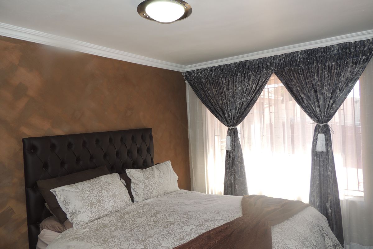 Effortless Living - Photo 4