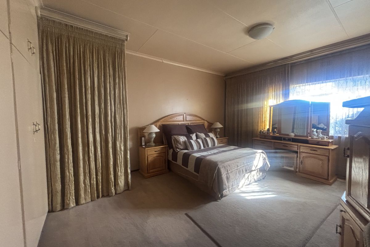 Privacy Guaranteed - Photo 5