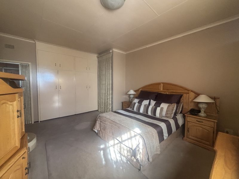 Privacy Guaranteed - Photo 7