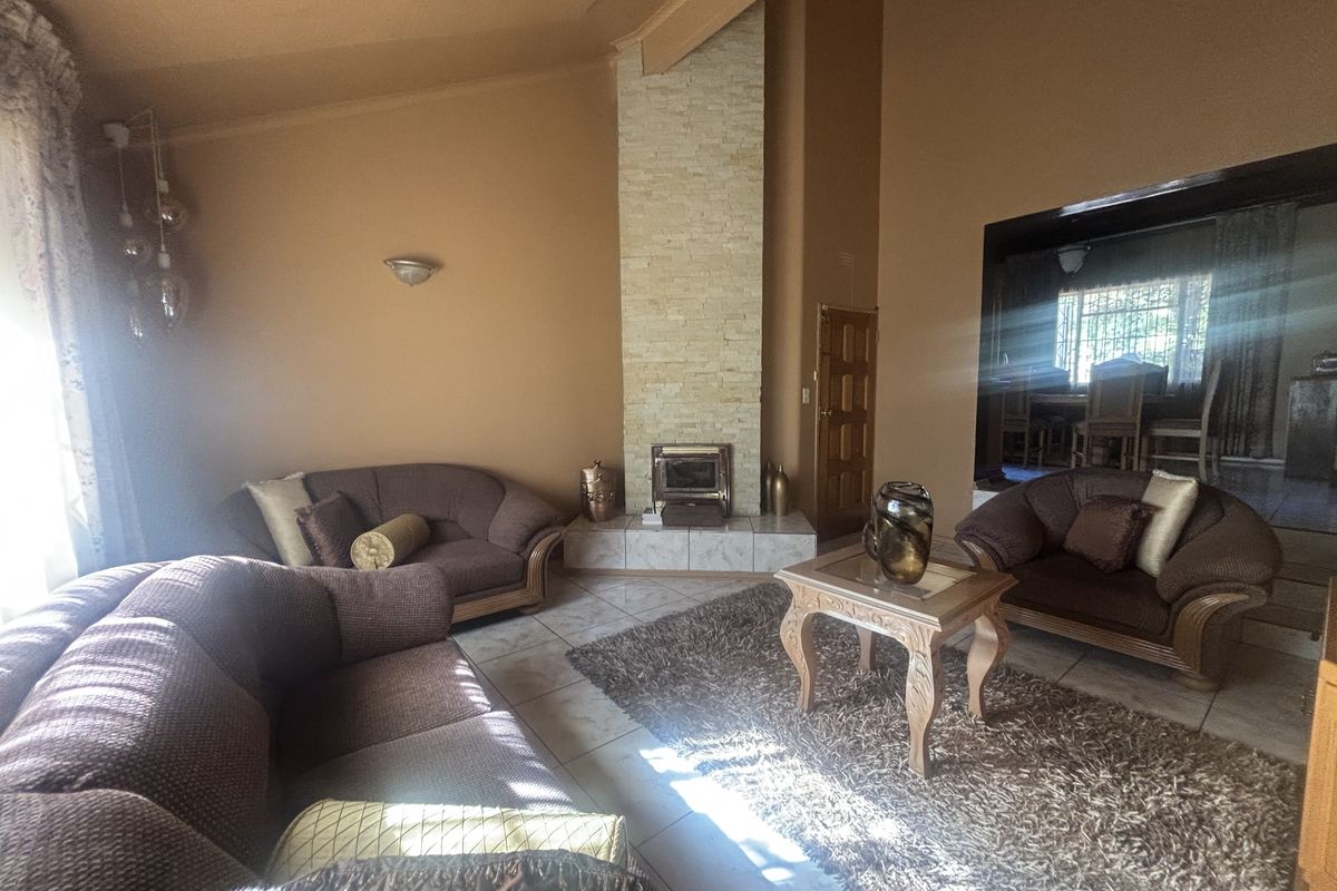 Privacy Guaranteed - Photo 2