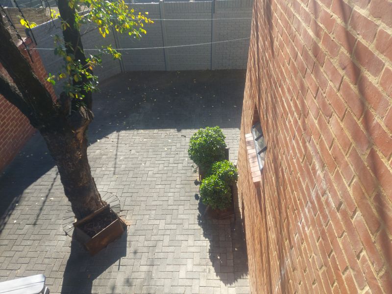 INVESTORS OPPORTUNITY- 1 BEDROOM APARTMENT AT BO-DORP - Photo 10