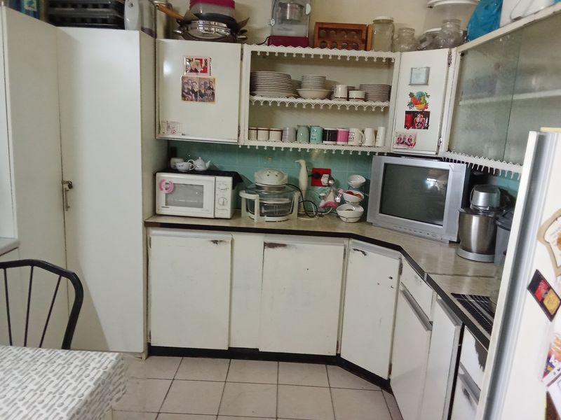 3 bedroom farm for sale in Houtkop AH, Vereeniging offering comfort and convenience - Photo 7