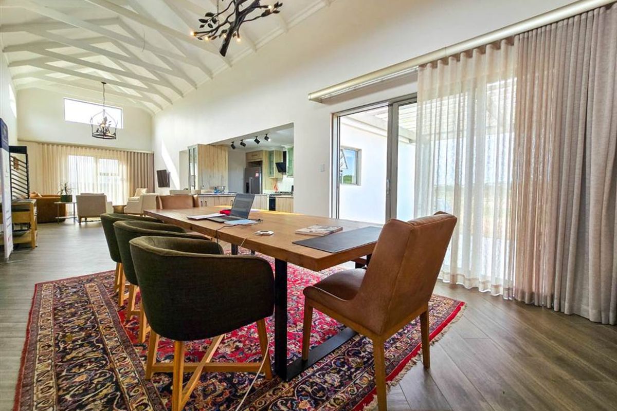 Modern Comfort in Secure Estate Living – No Transfer Duty! - Photo 2